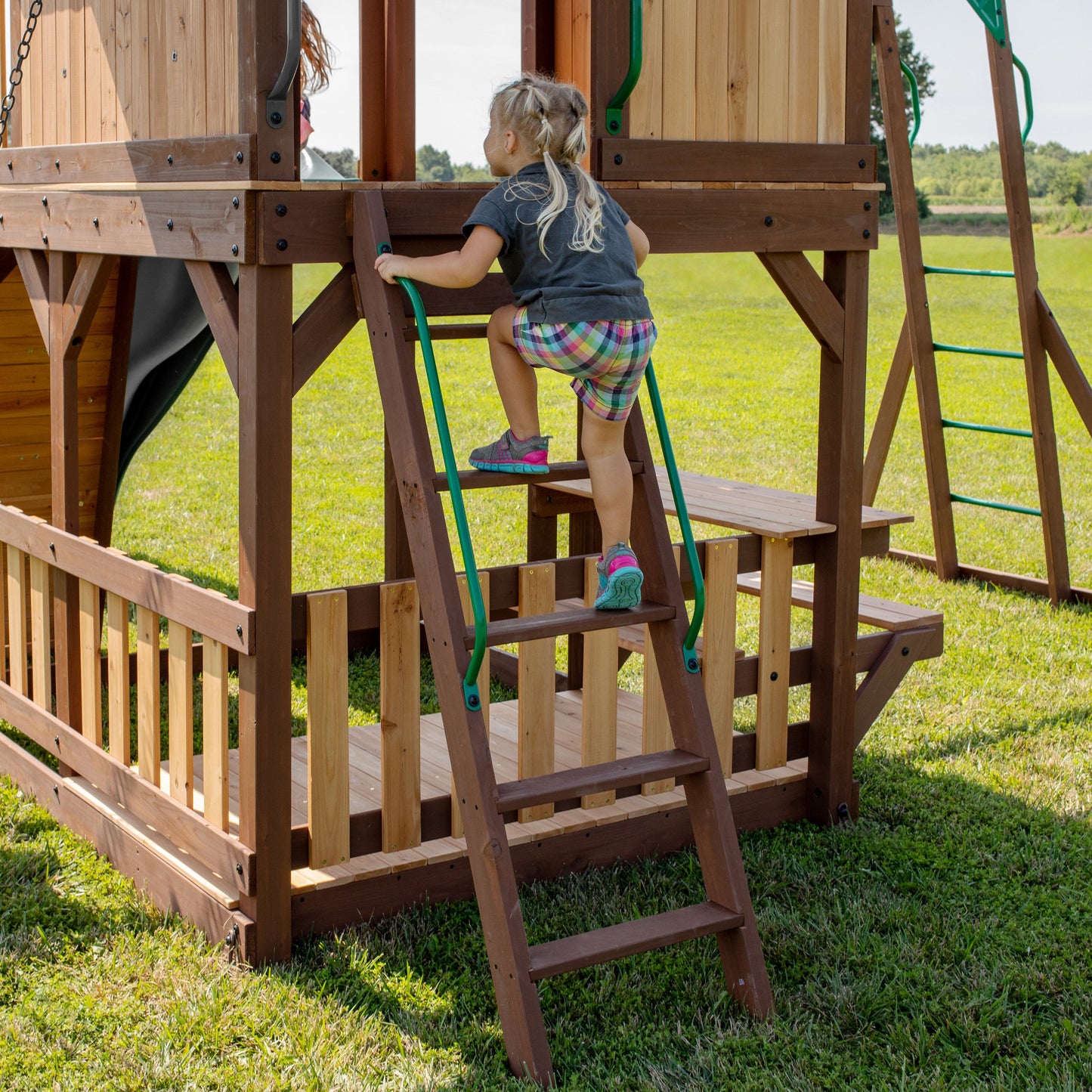 SpaVida Skyfort II Swing Set with 10-Foot Wave Slide