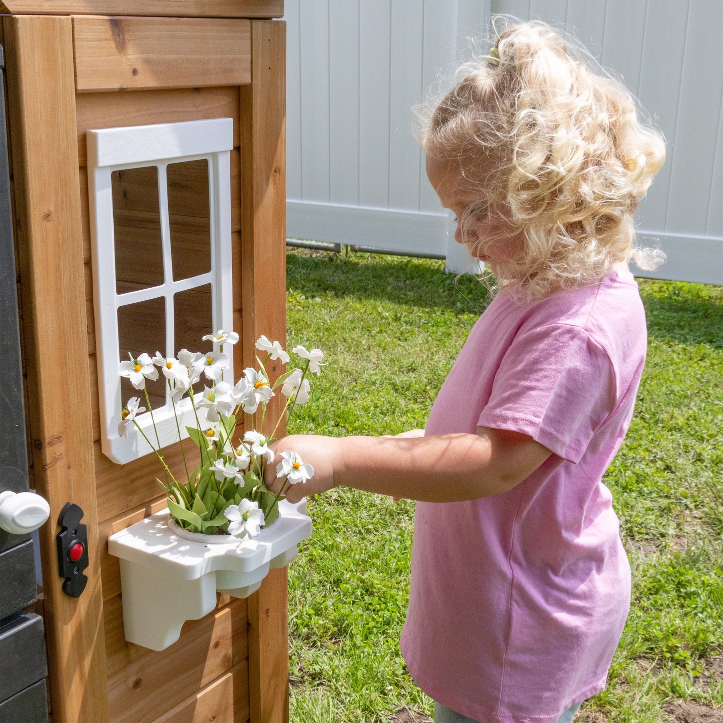 SpaVida Mystic Playhouse by Backyard Discovery