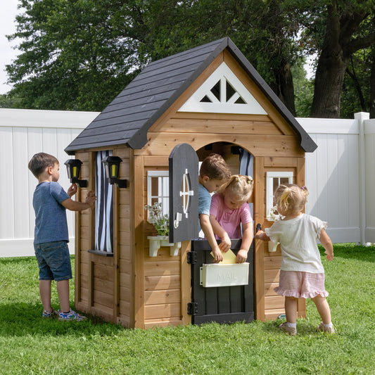 SpaVida Mystic Playhouse by Backyard Discovery