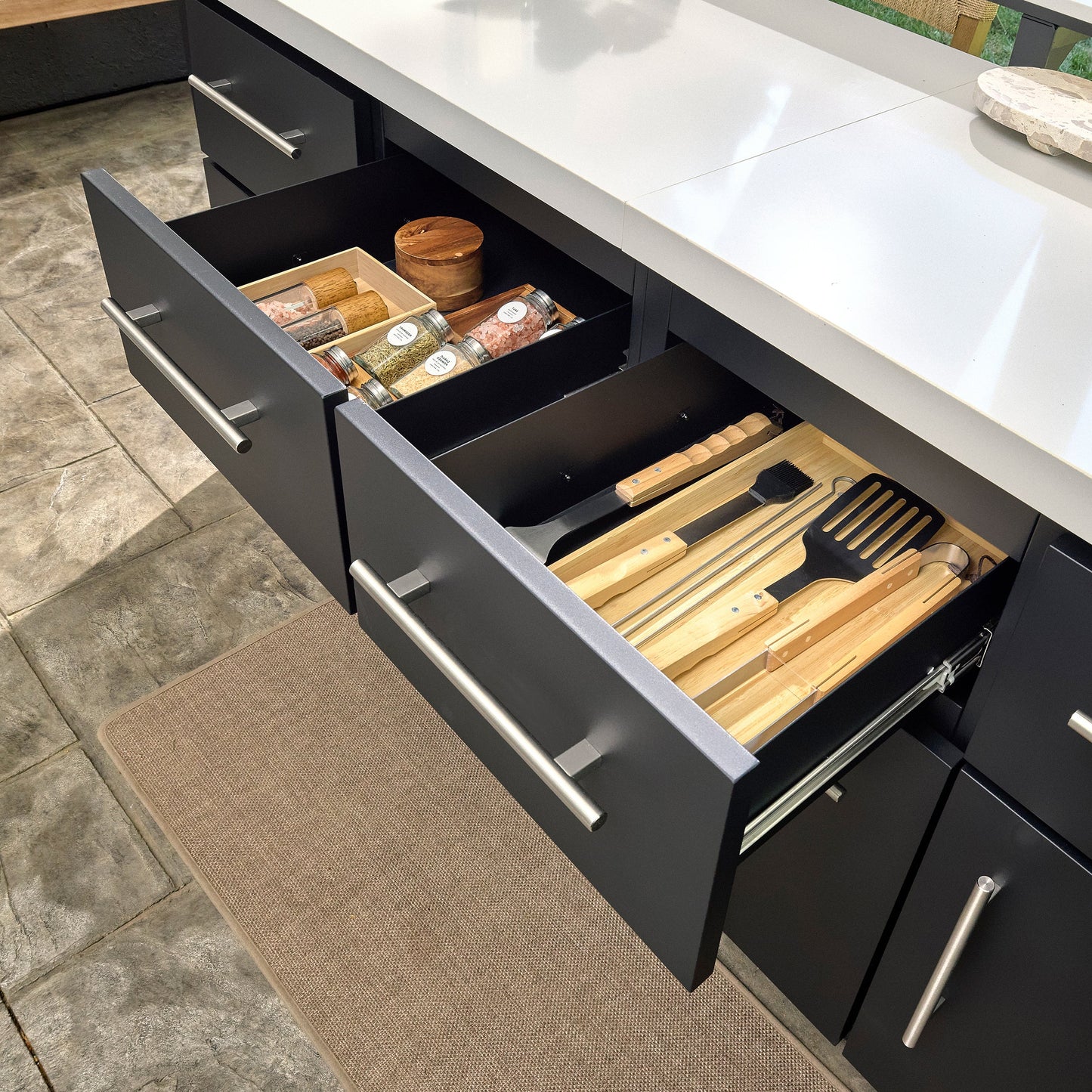 Emory Corner Outdoor Kitchen Island and Bar – Right