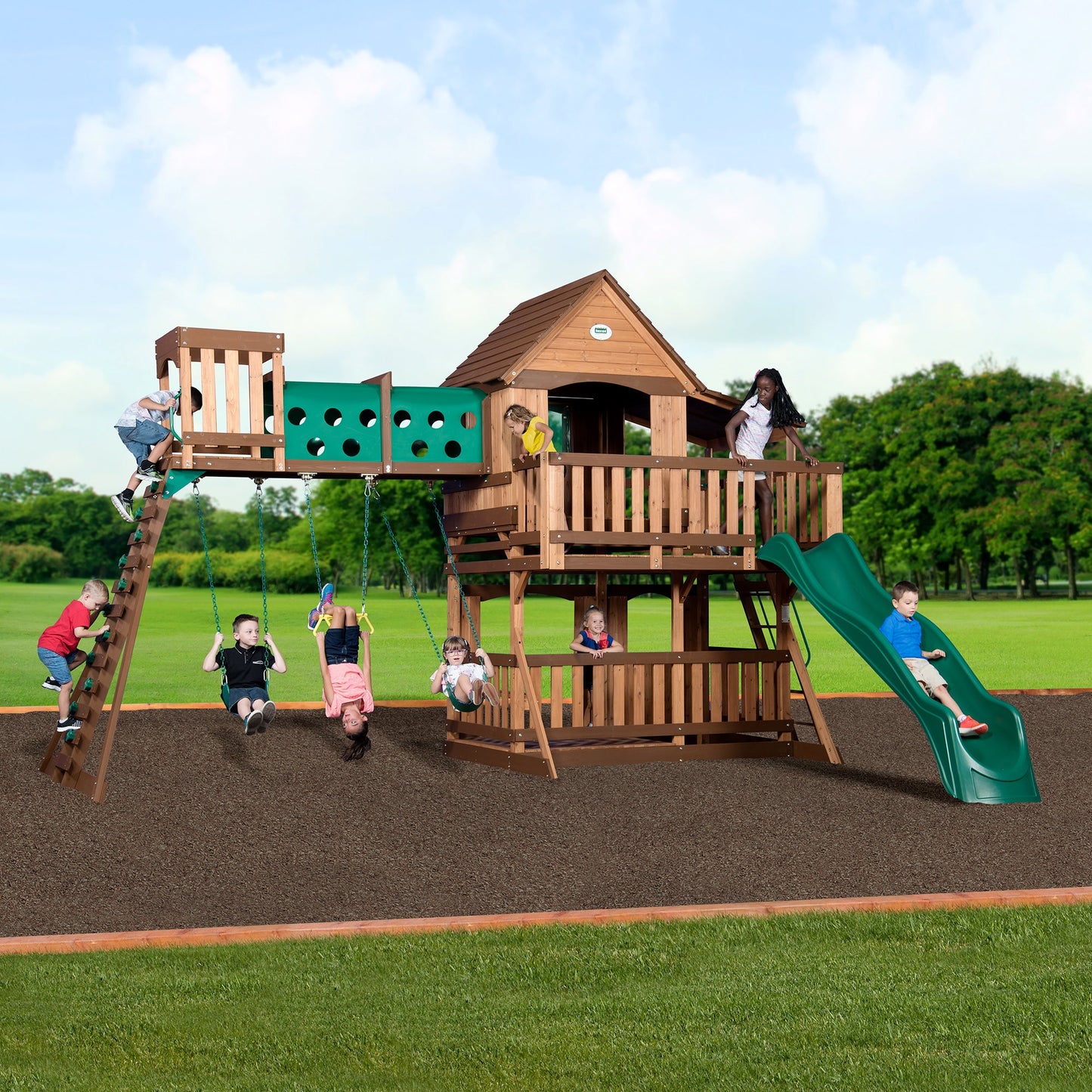 SpaVida Woodridge Elite Swing Set – Backyard Discovery