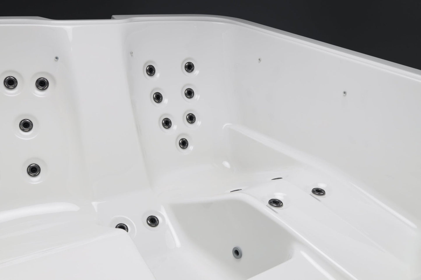 SpaVida Vellamo S Outdoor Hot Tub